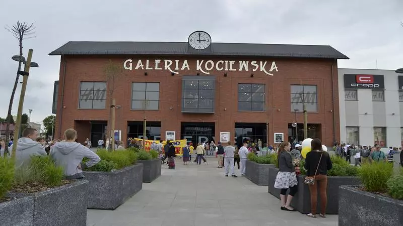 zabudowa usługowa galeria handlowa tczew 1